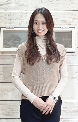 Top Stylist 米持 冬花 Yonemochi Fuyuka